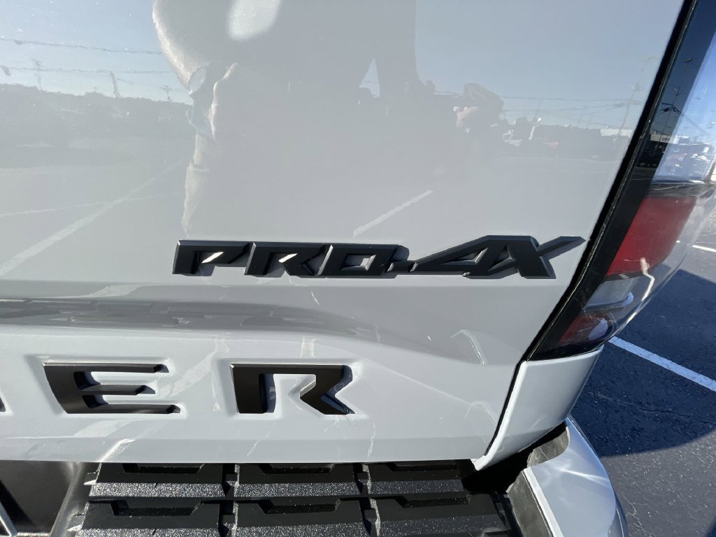 Used 2024 Nissan Frontier PRO-4X w/ Pro Premium Package AWD/4WD image 32