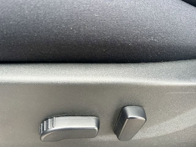 Used 2024 Nissan Frontier SL w/ Technology Package image 16