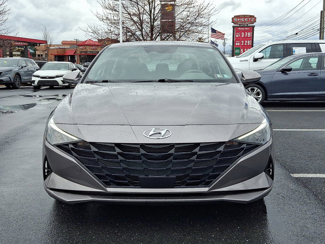 Used 2023 Hyundai Elantra SEL w/ Convenience Package image 2