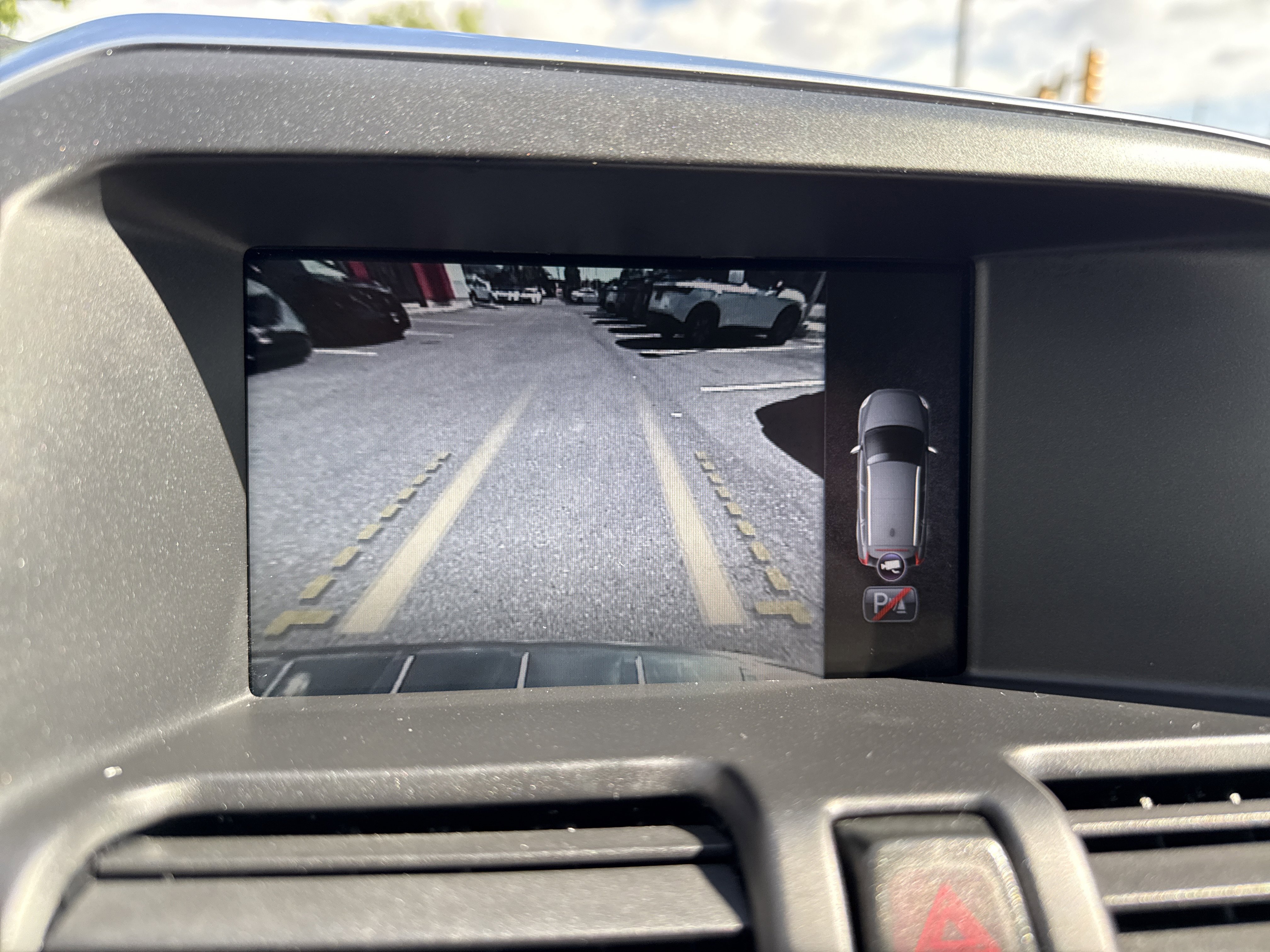 Used 2014 Volvo XC60 T6 AWD/4WD image 26