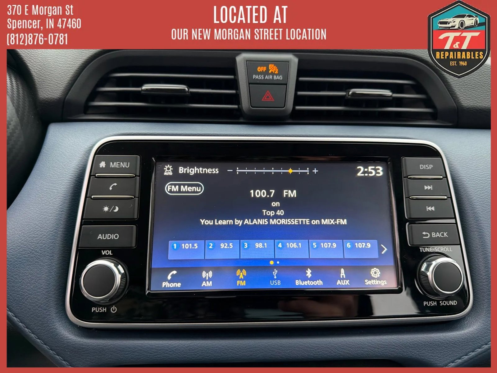 Used 2025 Nissan Versa SV image 37