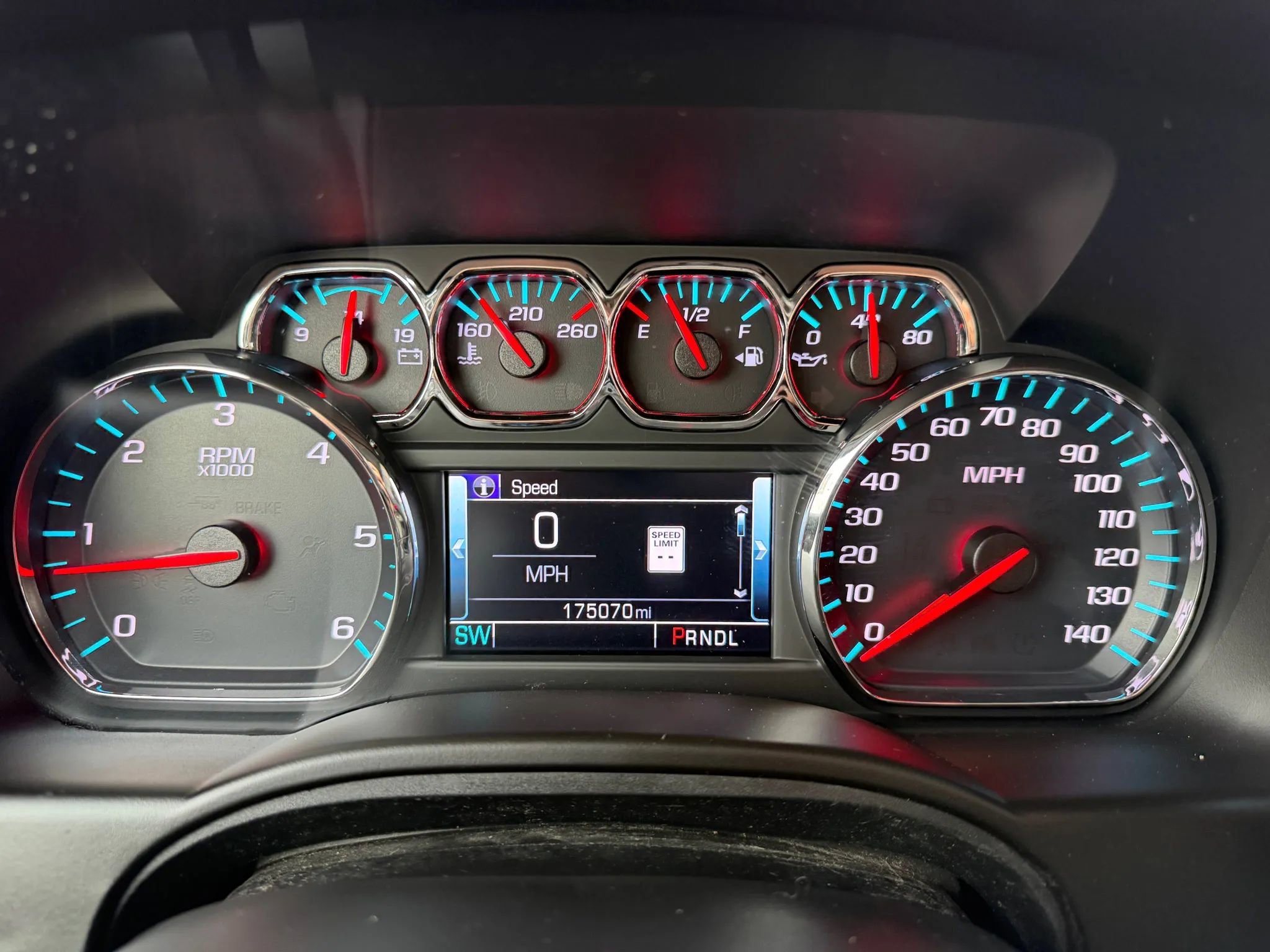 Used 2019 Chevrolet Suburban LT AWD/4WD image 31