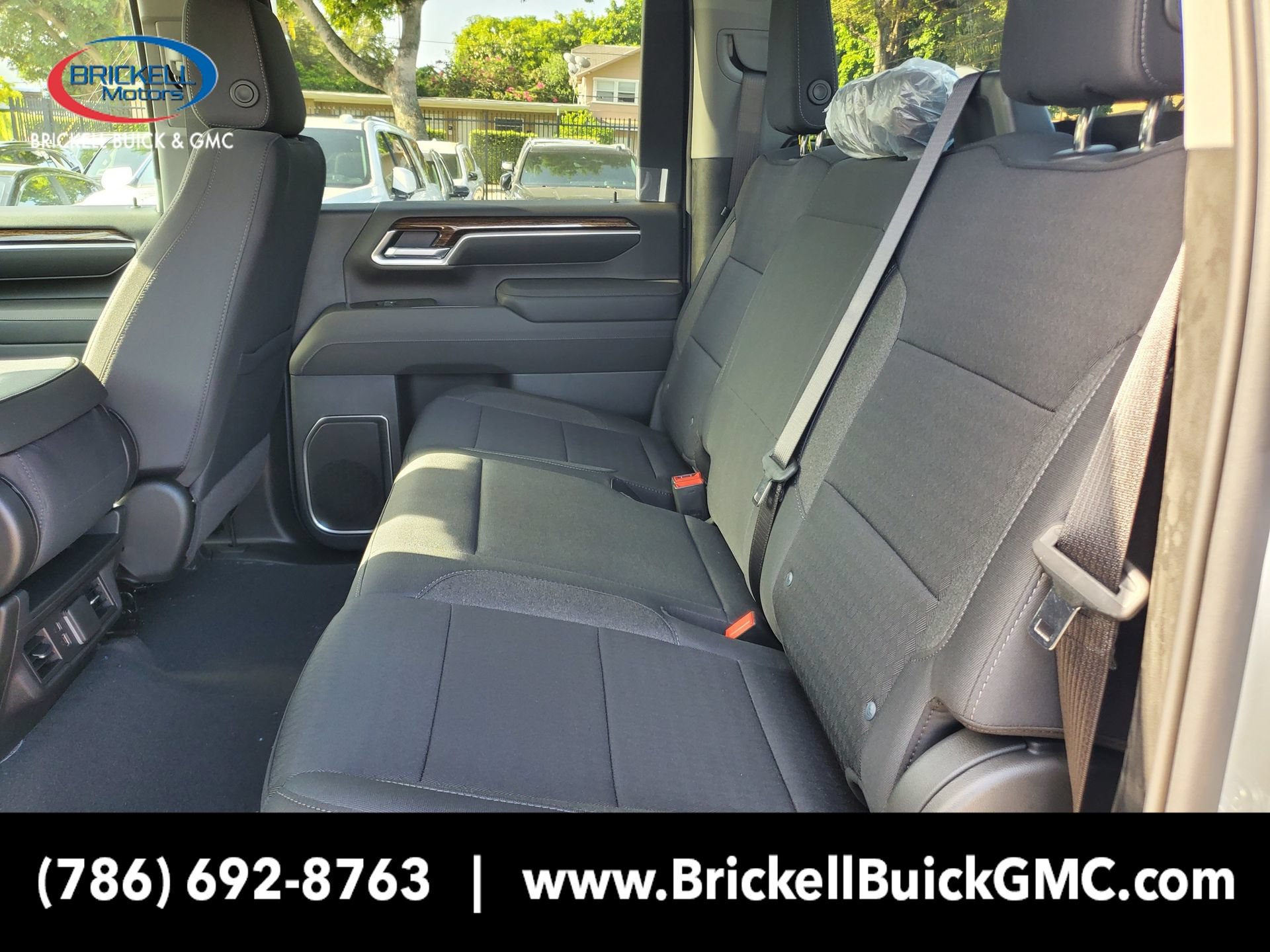 New 2026 GMC Sierra 2500 SLE w/ Max Trailering Package AWD/4WD image 11