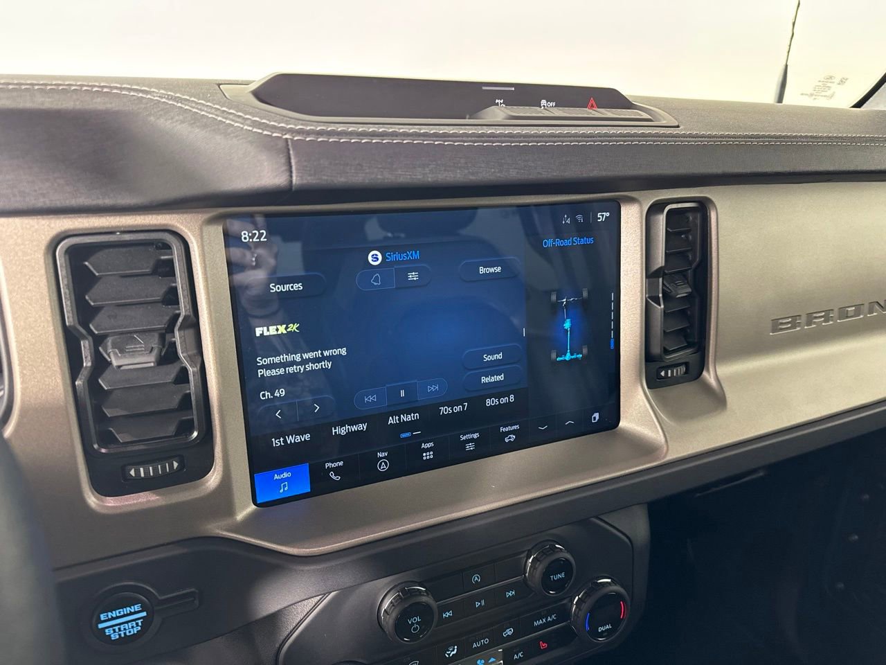 Used 2025 Ford Bronco Outer Banks image 16