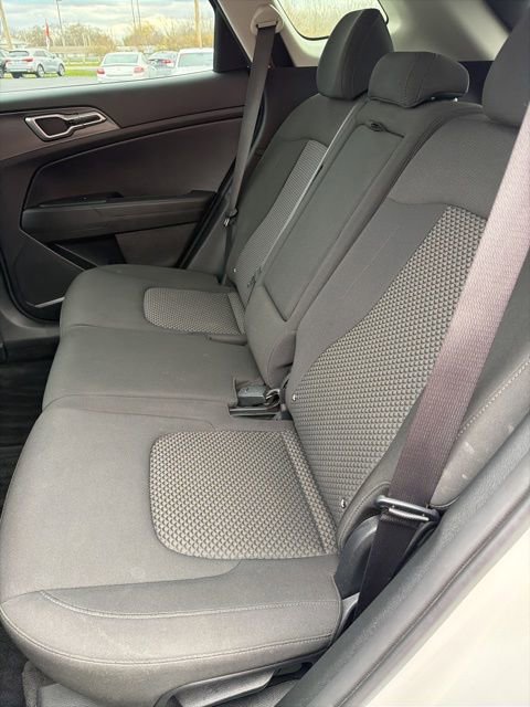 Used 2024 Kia Sportage LX image 21