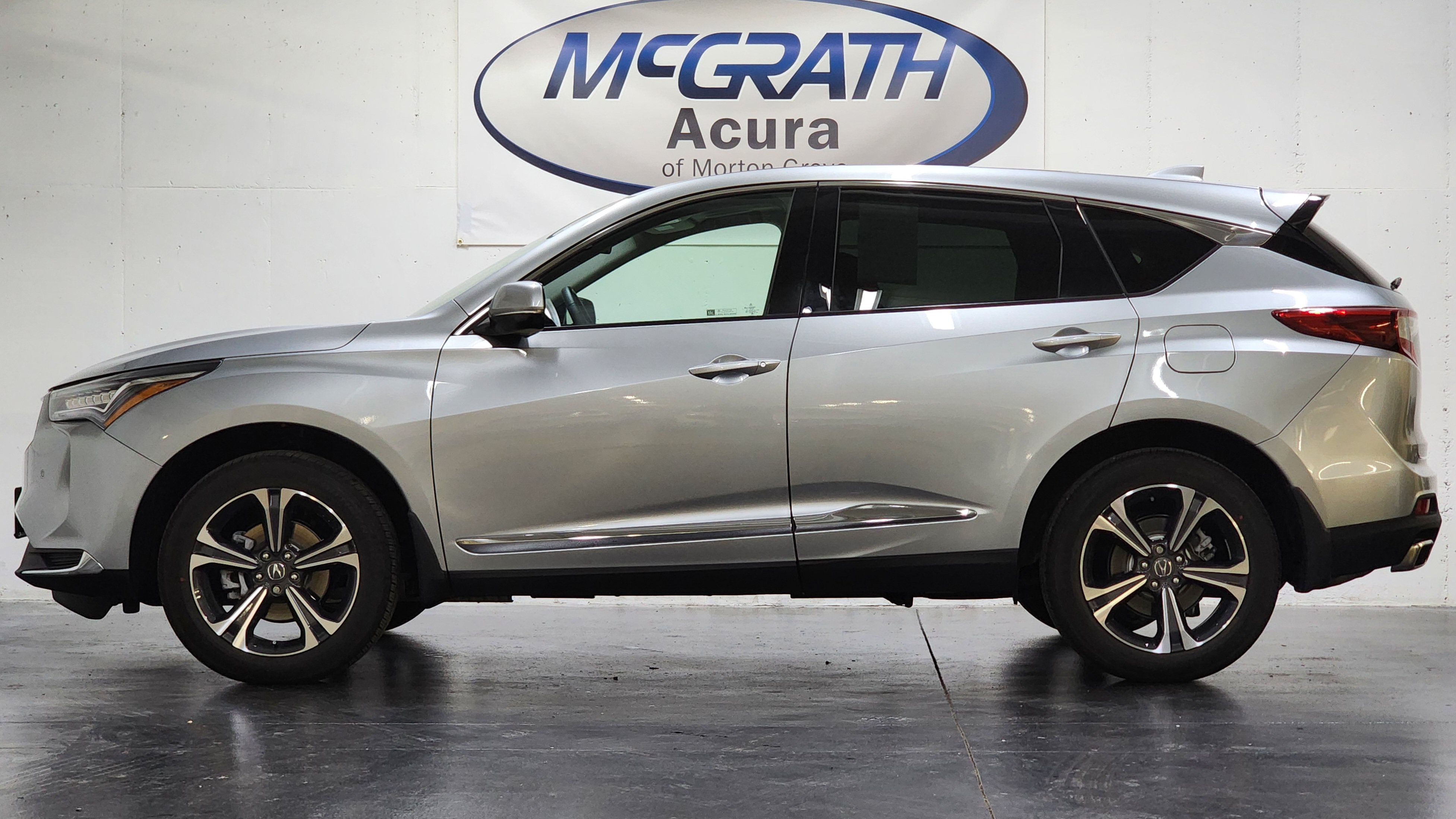Certified 2026 Acura RDX w/ Technology Package AWD/4WD image 9