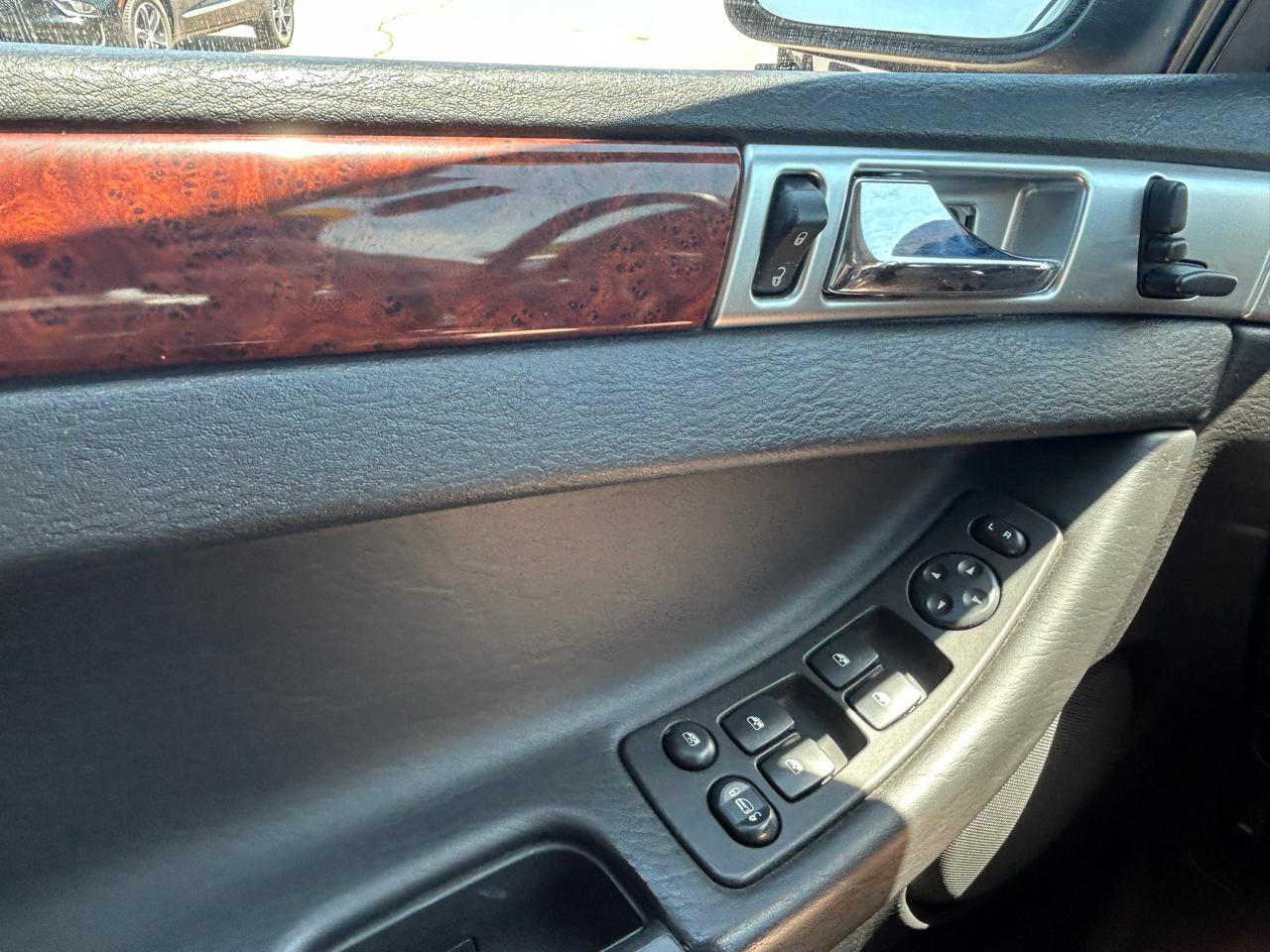 Used 2006 Chrysler Pacifica Touring FWD image 26