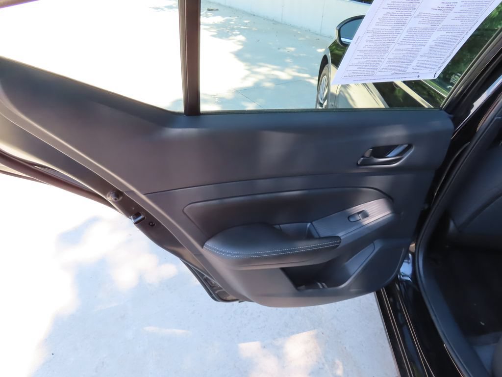 Used 2025 Nissan Altima 2.5 SV FWD image 28