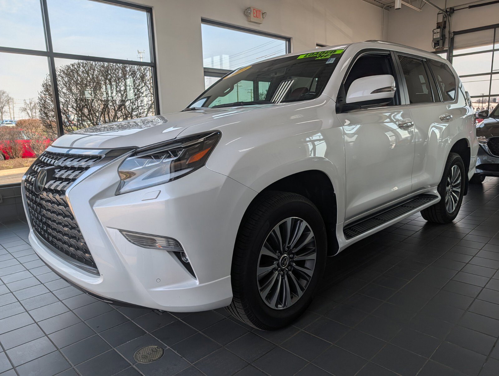 Used 2021 Lexus GX 460 Luxury w/ Accessory Package AWD/4WD image 7