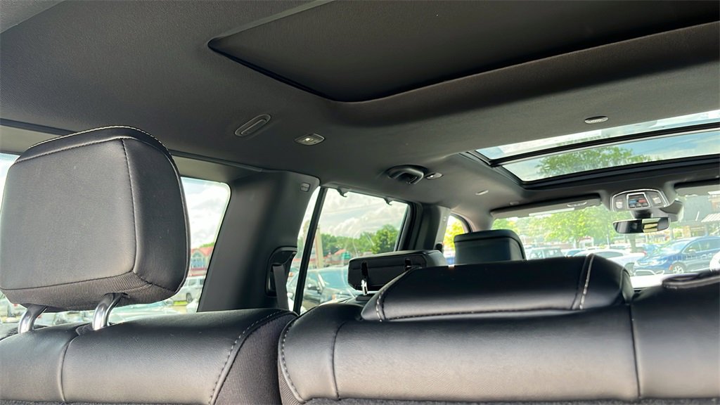 Used 2024 Jeep Wagoneer Series III w/ Premium Group I image 41