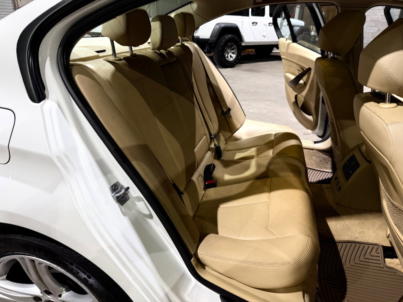 Used 2015 BMW 328i xDrive Sedan AWD/4WD image 23