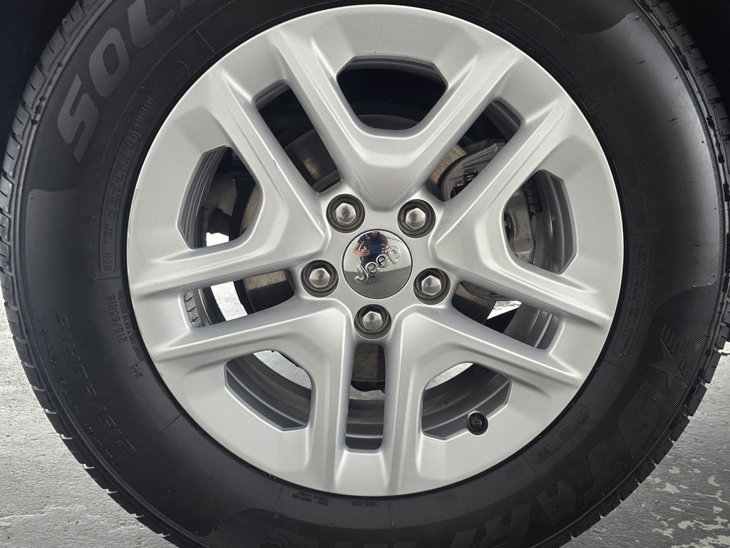 Used 2020 Jeep Compass Sport image 52