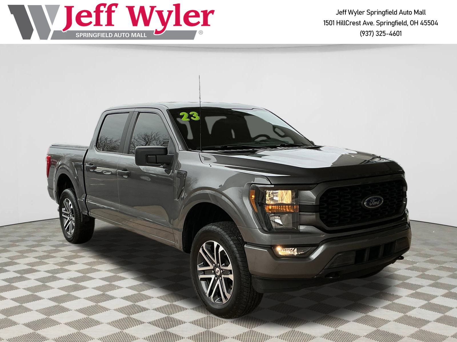 Used 2023 Ford F150 XL image 1