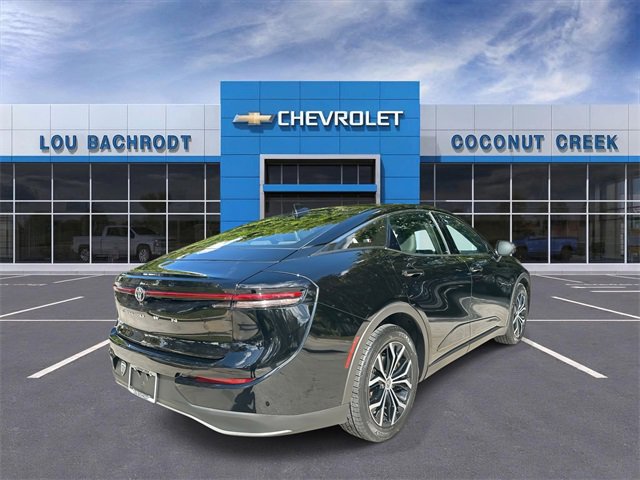 Used 2024 Toyota Crown XLE image 8