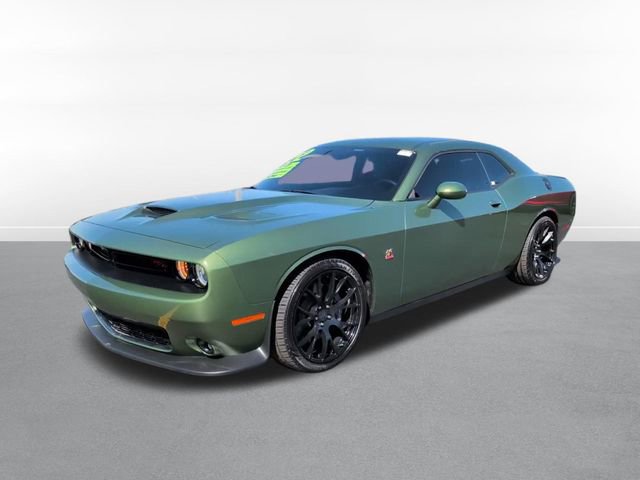 Used 2022 Dodge Challenger R/T Scat Pack w/ Plus Package RWD image 9