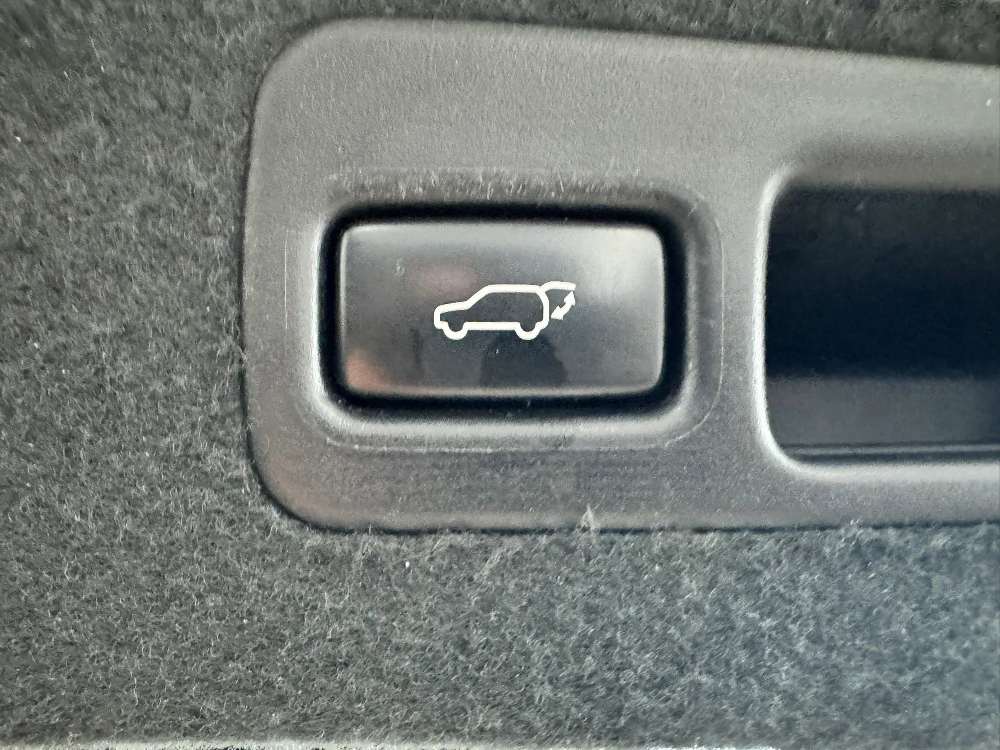 Used 2015 Lexus RX 450h AWD image 39