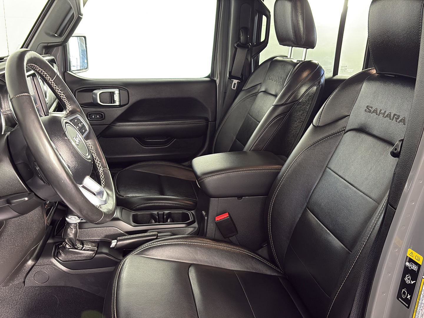 Used 2023 Jeep Wrangler Sahara w/ Cold Weather Group image 25