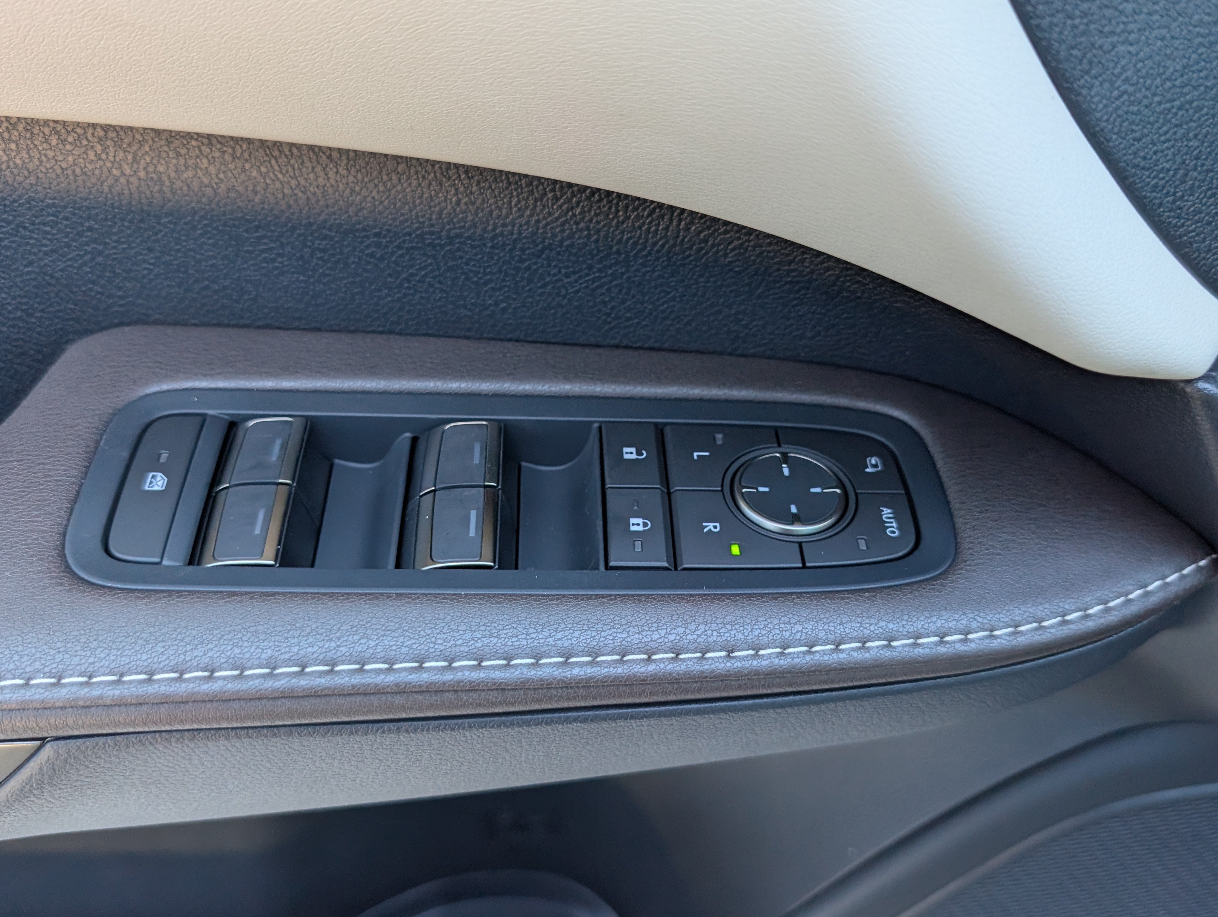 New 2026 Lexus RX 350 AWD w/ Convenience Package image 17