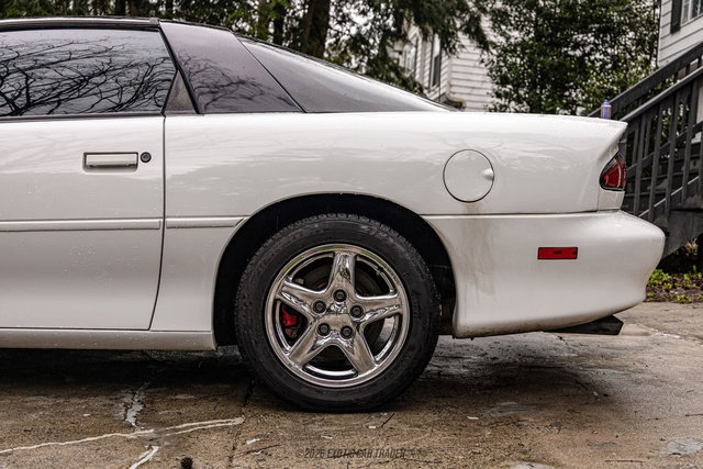 Used 1998 Chevrolet Camaro Z28 w/ Preferred Equipment Group 2 RWD image 5