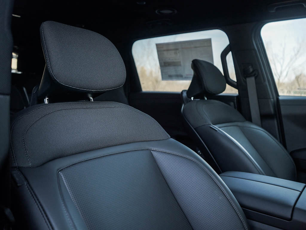 New 2027 Kia Telluride S image 12