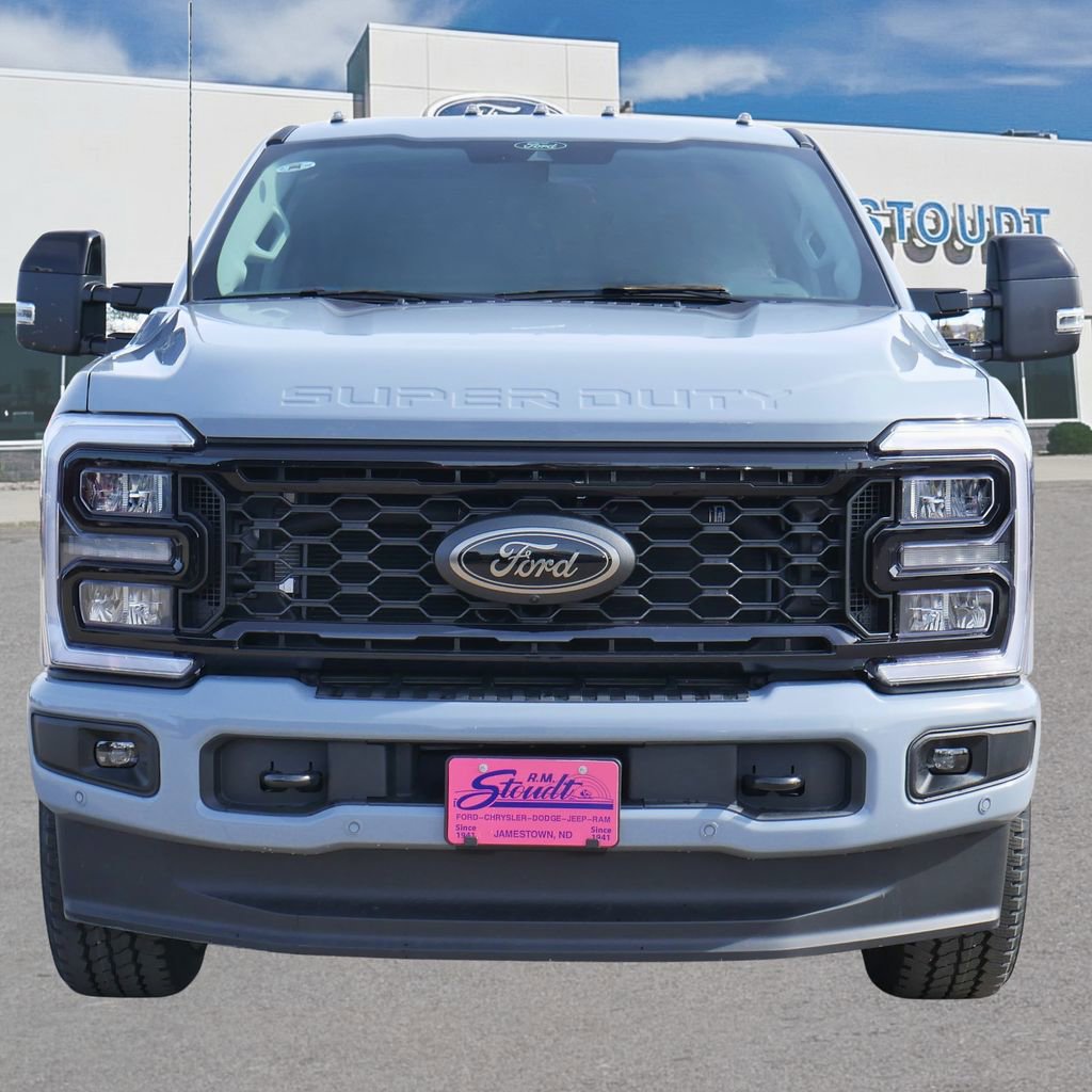 New 2026 Ford F250 Lariat w/ Black Appearance Package image 14