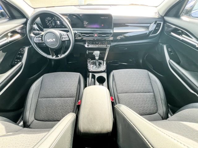 Certified 2024 Kia Seltos X-Line AWD/4WD image 13