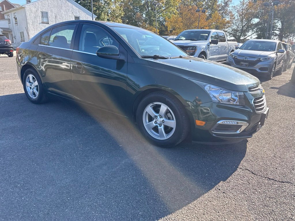 Used 2015 Chevrolet Cruze LT FWD image 3