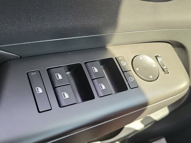 New 2026 Hyundai Kona SE FWD image 17