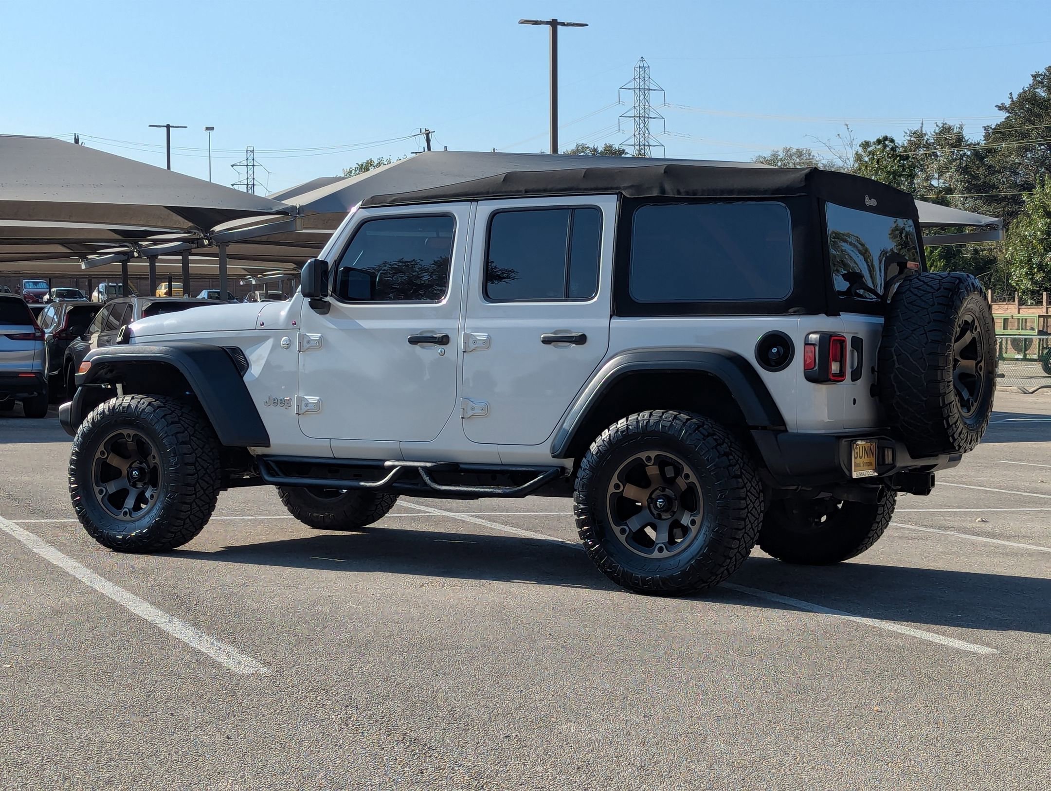 Used 2018 Jeep Wrangler Unlimited Sport image 6