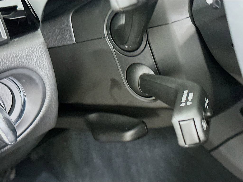 Certified 2026 Porsche Macan image 11