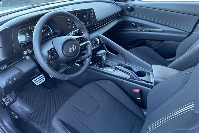 New 2026 Hyundai Elantra Sport image 10