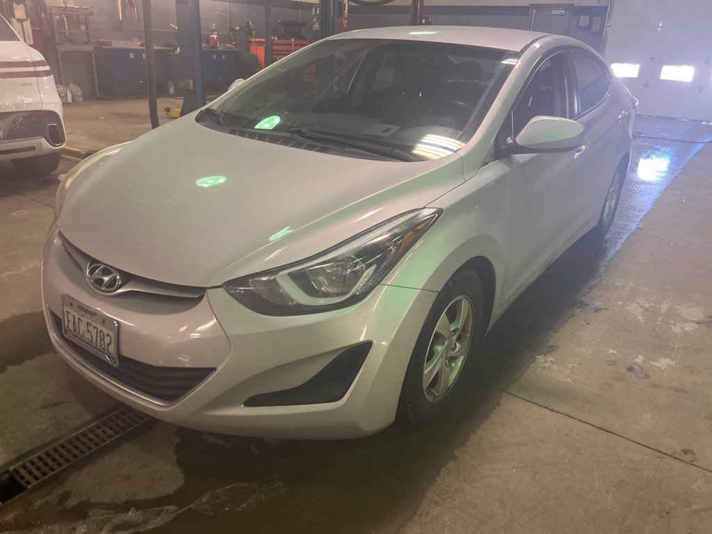 Used 2015 Hyundai Elantra SE