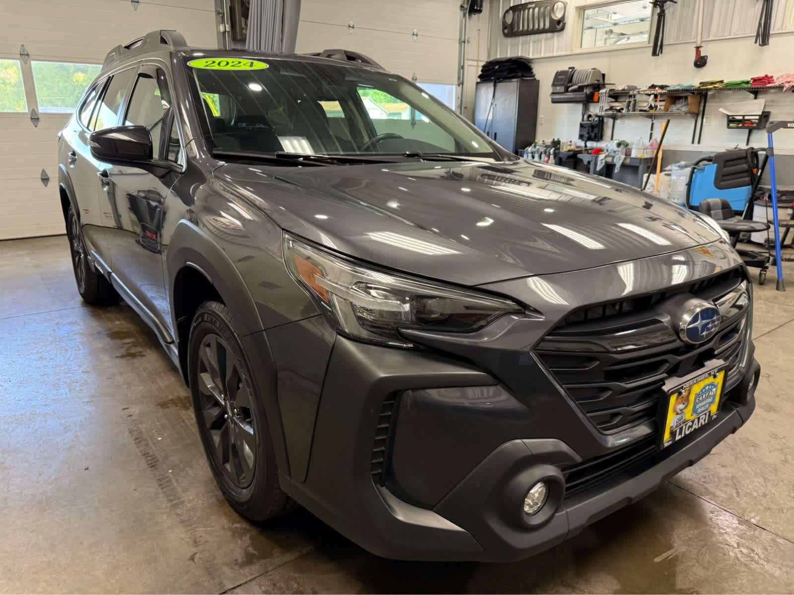 Used 2024 Subaru Outback Onyx Edition XT AWD/4WD image 3