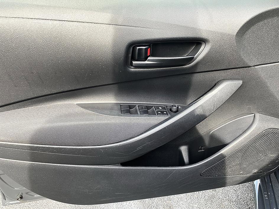 Certified 2023 Toyota Corolla LE w/ LE Convenience Package image 9