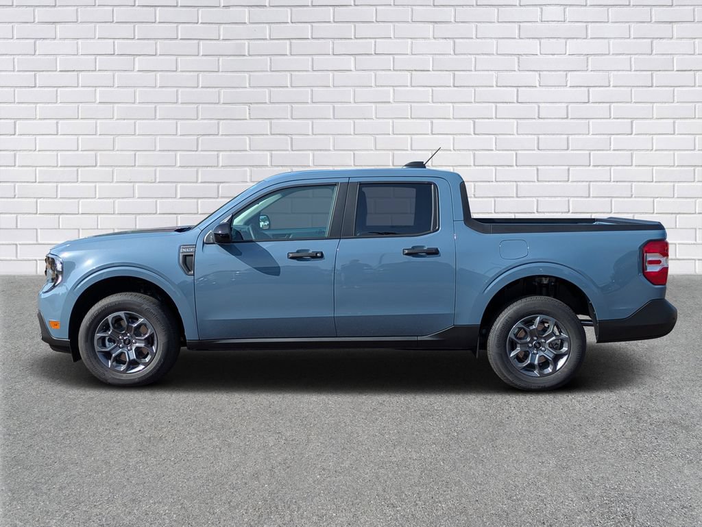 New 2026 Ford Maverick XLT w/ XLT Luxury Package FWD image 2