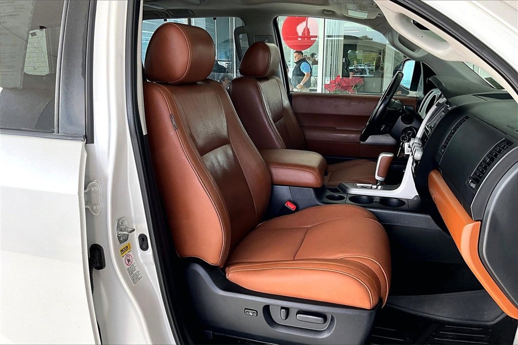 Used 2008 Toyota Sequoia Platinum image 29