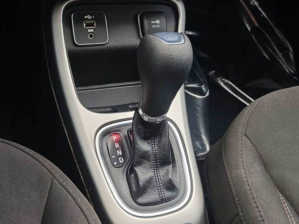 Used 2021 Jeep Compass Sport image 18