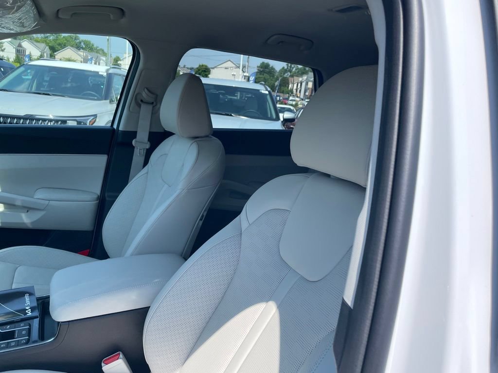 New 2026 Kia Sorento S AWD/4WD image 9