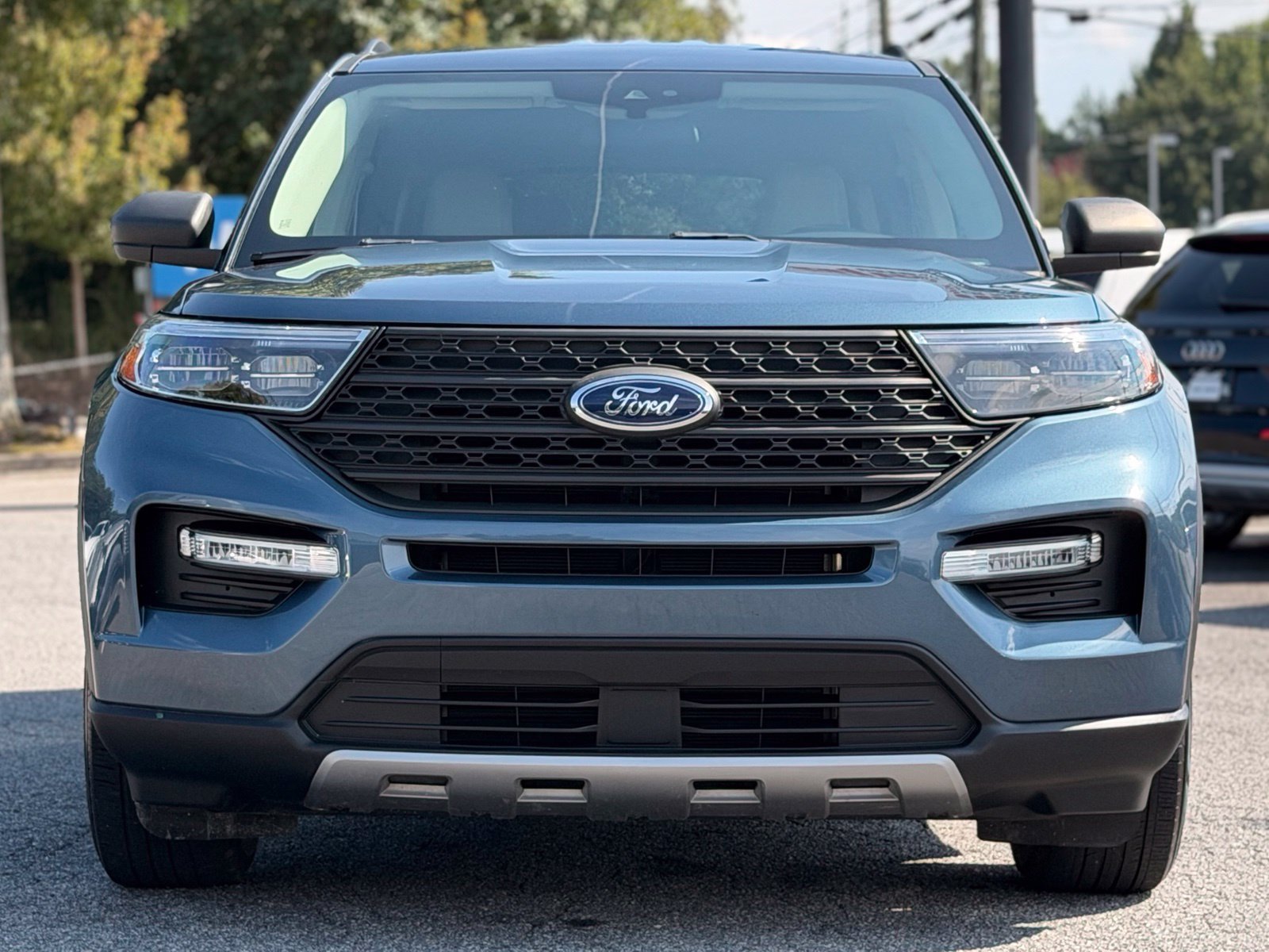 Used 2020 Ford Explorer XLT w/ Equipment Group 202A RWD image 8
