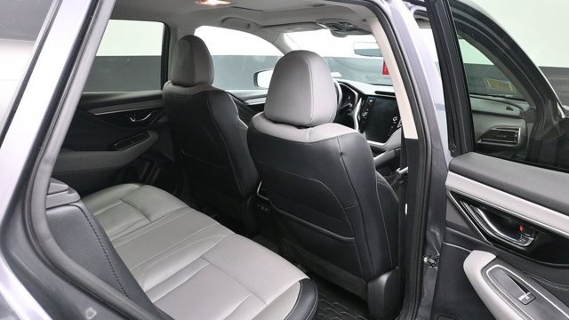 Used 2022 Subaru Outback Limited AWD/4WD image 16