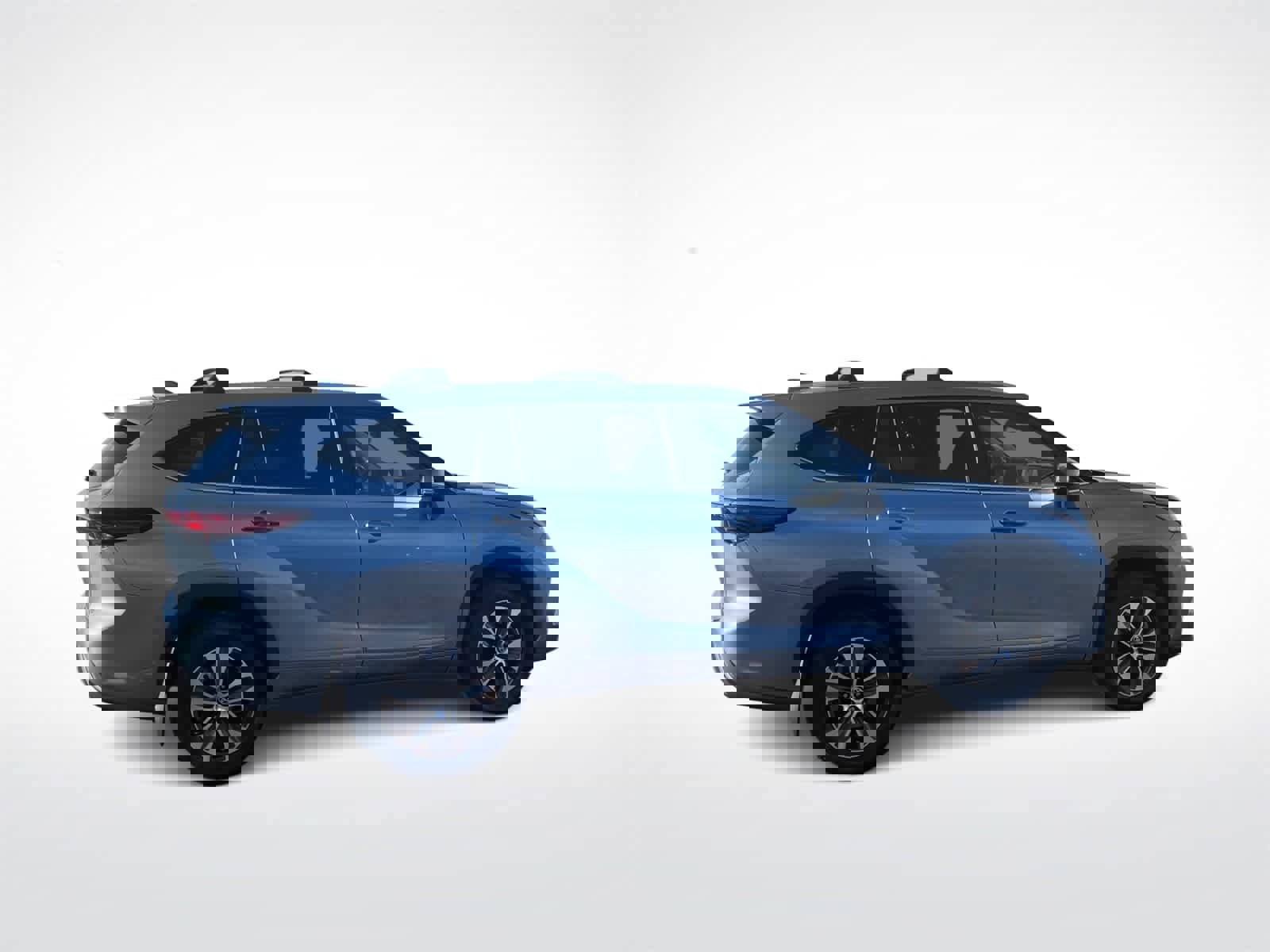 Used 2023 Toyota Highlander XLE image 9