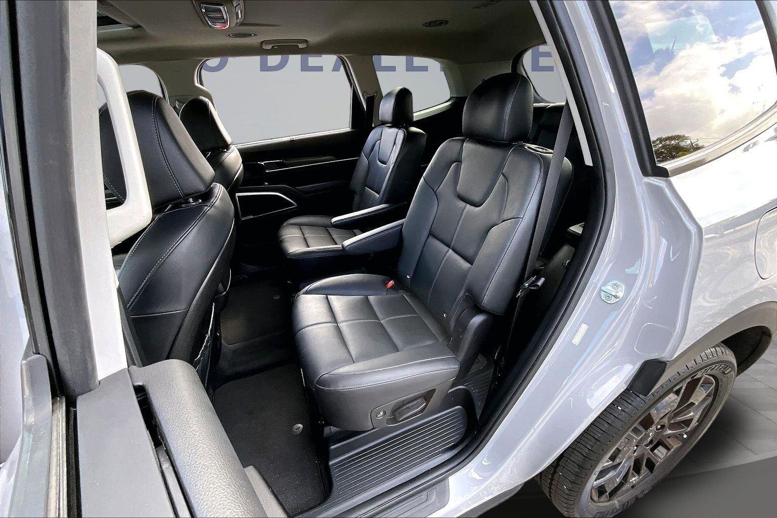 Used 2022 Kia Telluride EX w/ EX Premium Package AWD/4WD image 22