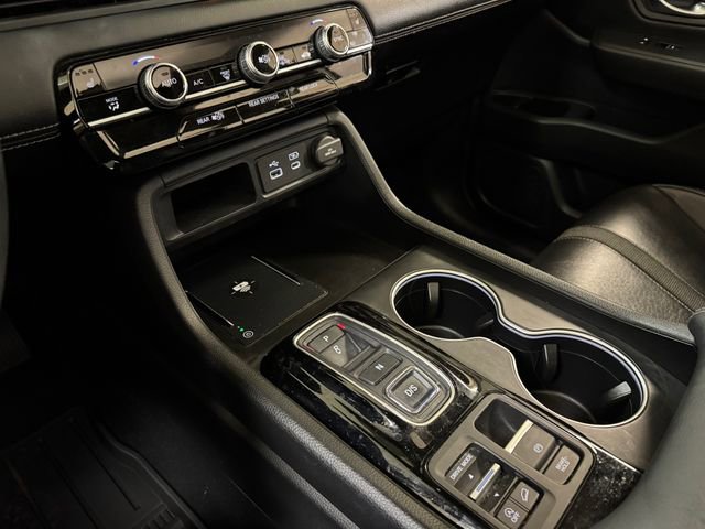 Used 2024 Honda Pilot Touring image 17