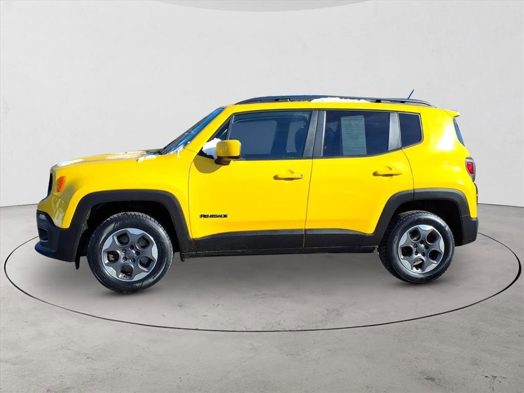 Used 2015 Jeep Renegade Latitude w/ Cold Weather Group II image 8
