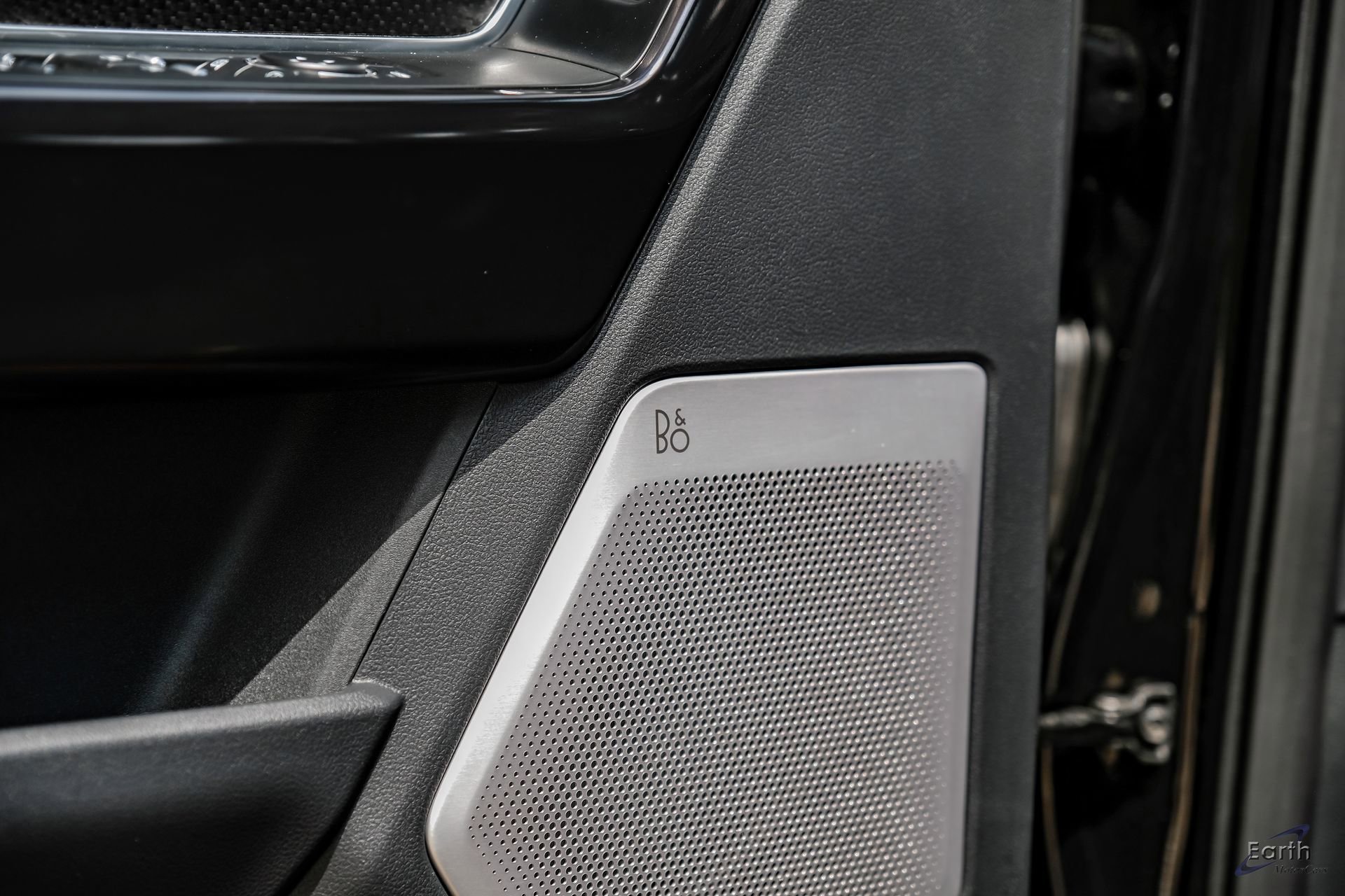 Used 2025 Ford F150 Raptor w/ Equipment Group 803A Raptor R image 97