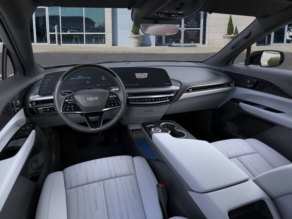 New 2025 Cadillac Lyriq Luxury image 15