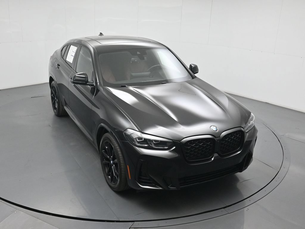 Used 2024 BMW X4 xDrive30i w/ M Sport Package AWD/4WD image 39