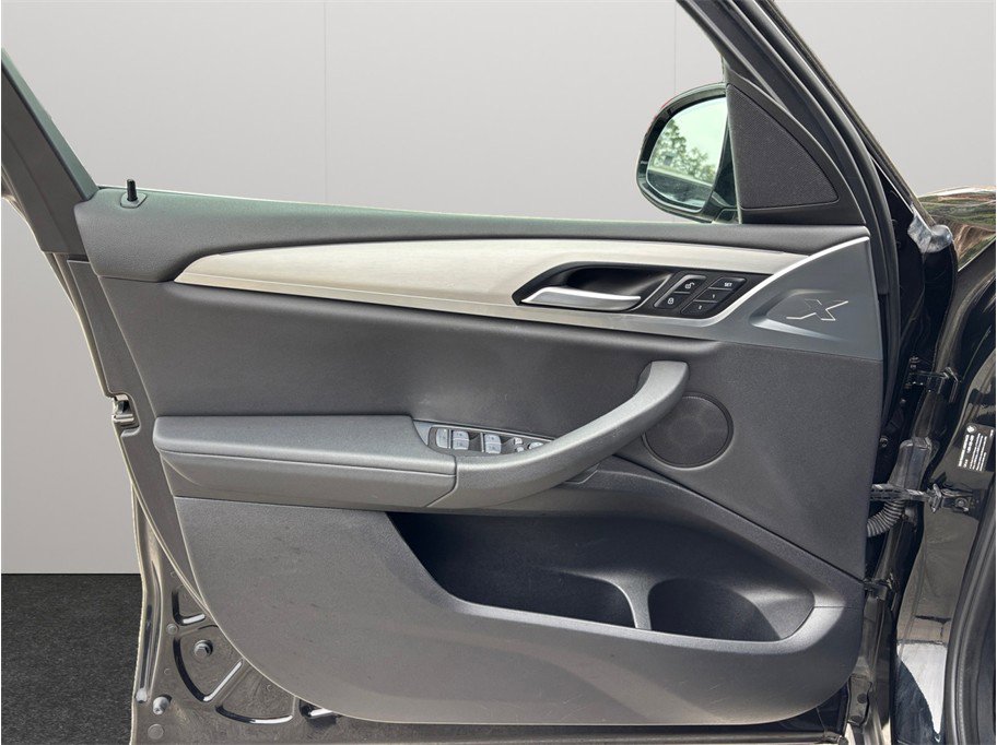 Used 2021 BMW X3 xDrive30i w/ Convenience Package image 23