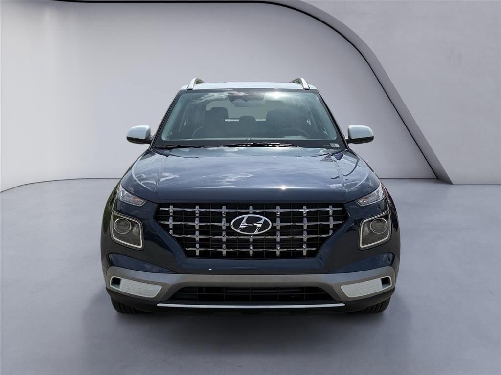 Used 2026 Hyundai Venue SEL FWD image 8
