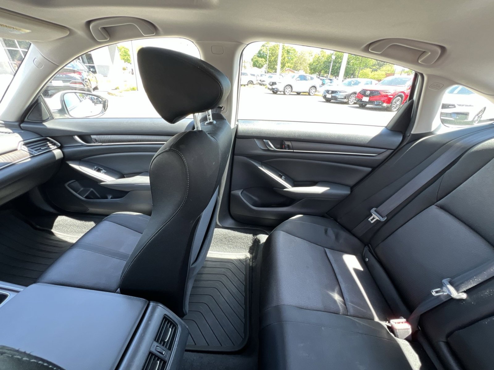 Used 2020 Honda Accord EX image 3